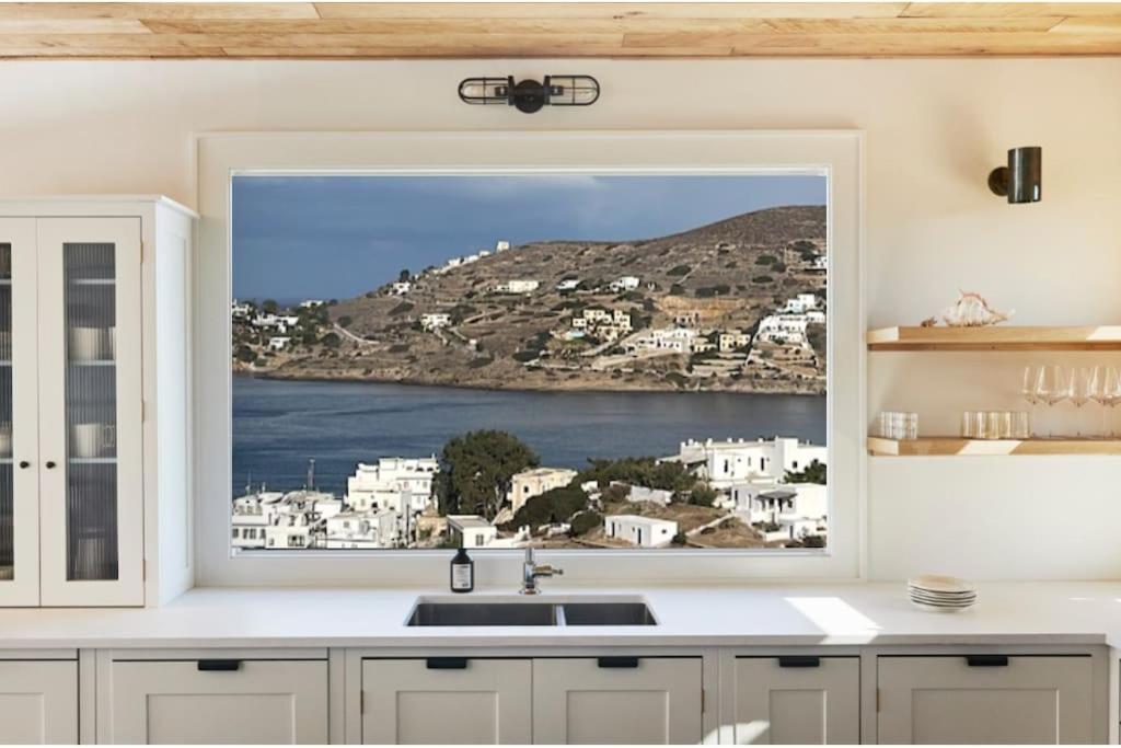 Villa Surplombant Le Port D'Ios, Cyclades Grecques Exteriér fotografie